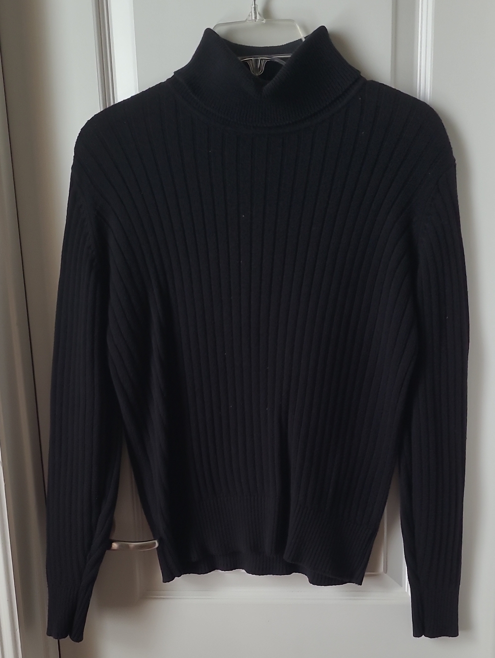 JEANNE PIERRE Black Ribbed Turtleneck Sweater